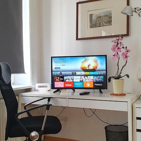 Quiet 2-Room Flat, Walking Distance To City Centre เวียนนา ภายนอก รูปภาพ