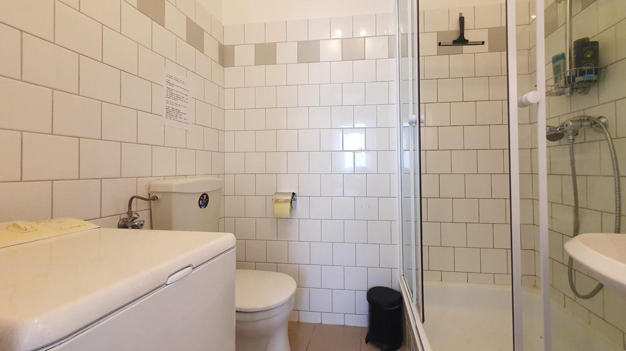 Quiet 2-Room Flat, Walking Distance To City Centre เวียนนา ภายนอก รูปภาพ